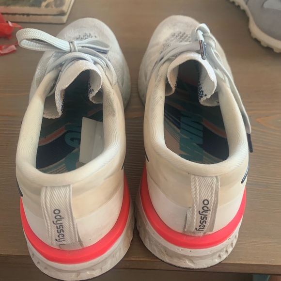 Nike Odyssey React Shoes - Picture 2 of 3